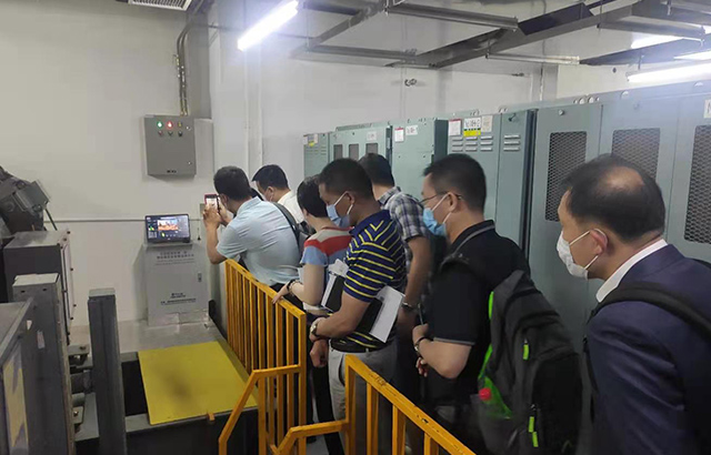 60ff652a7176d.jpg 参观1.jpg