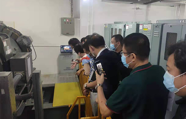 60ff65315f259.jpg 参观2.jpg